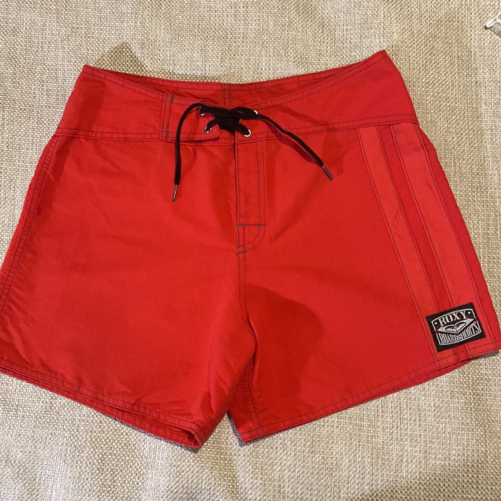 Roxy Women’s Vintage Red Boardshorts, Juniors Size 9